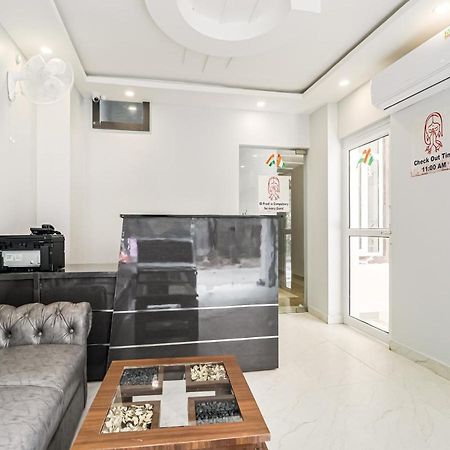 Oyo Townhouse 853 Hotel The Royal Aroma Haridwar Bagian luar foto