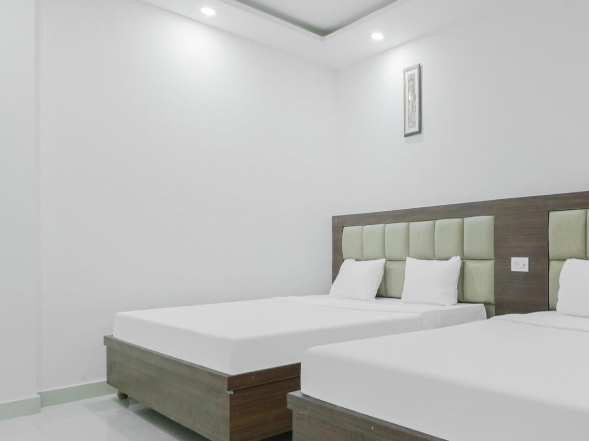 Oyo Townhouse 853 Hotel The Royal Aroma Haridwar Bagian luar foto