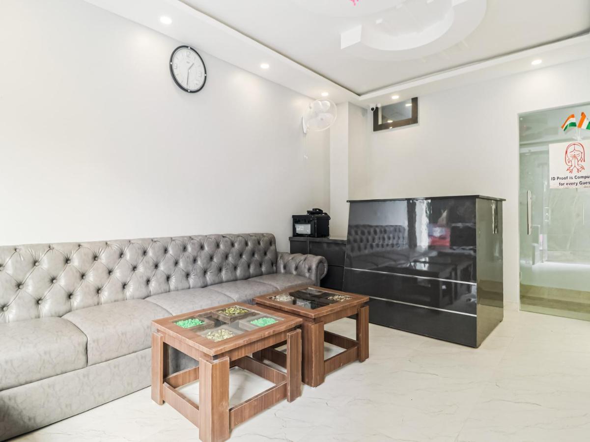 Oyo Townhouse 853 Hotel The Royal Aroma Haridwar Bagian luar foto